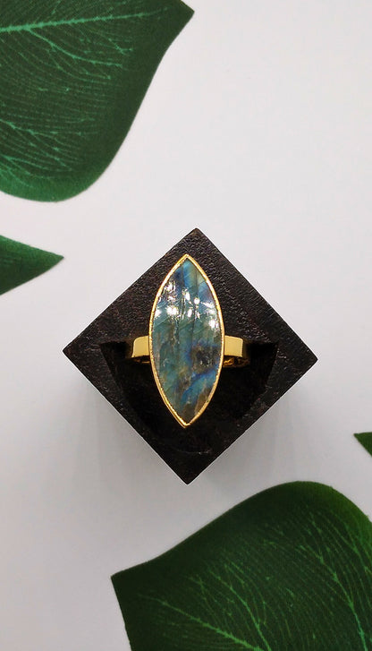 Labradorite Crackle Ring