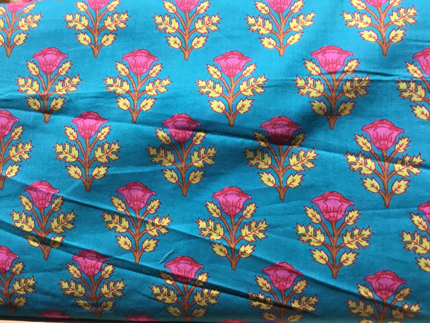 All over small tulip print Screen Printed Fabric 100% Cotton